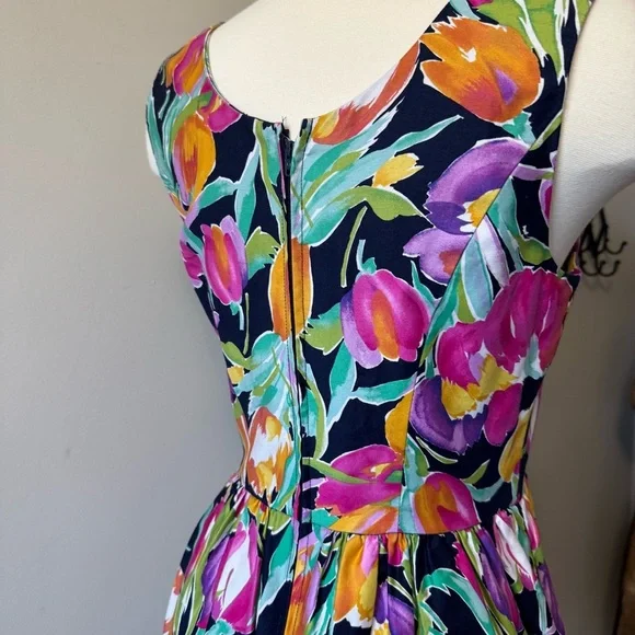 Vintage Suttles and Seawinds Floral Maxi Dress Size Small - Picture 2 of 7